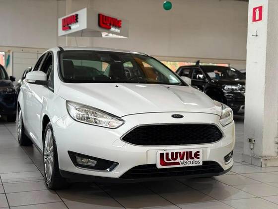 FORD FOCUS 2.0 SE 16V FLEX 4P POWERSHIFT FORD FOCUS 2.0 SE 16V FLEX 4P POWERSHIFT